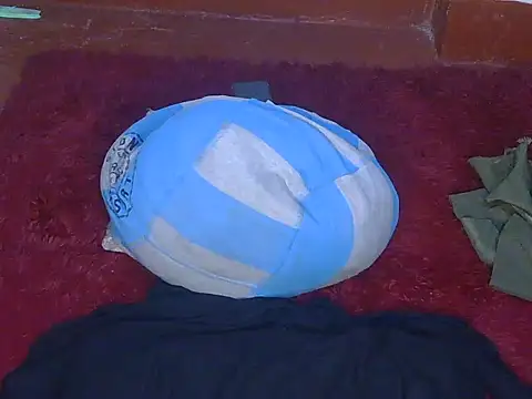 Pretty hazel online show from February 4, 2026, 7:42 pm