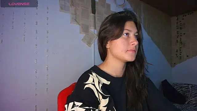 kisstarxxx online show from September 17, 2025, 3:08 am