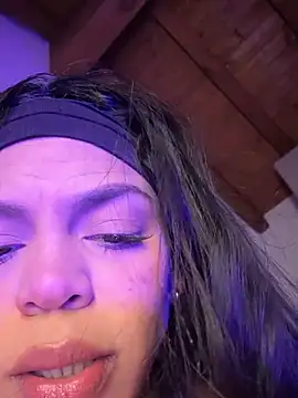 Charly  online show from December 19, 2024, 11:57 pm