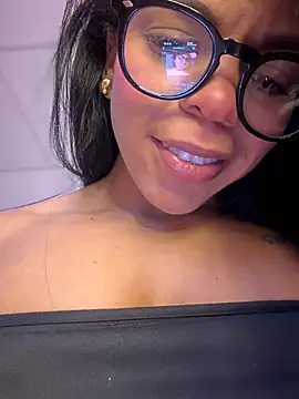 Charly  online show from June 17, 2026, 3:42 am