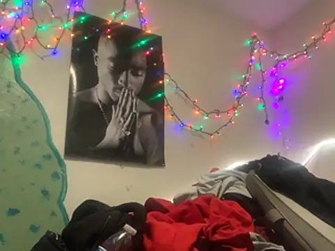 ThICk JuIcEy online show from February 27, 2026, 9:53 am