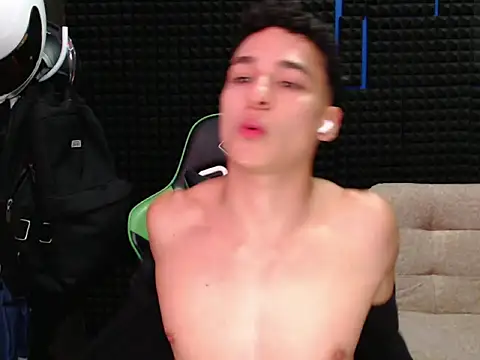 Curly Angel24 online show from October 4, 2025, 1:14 am