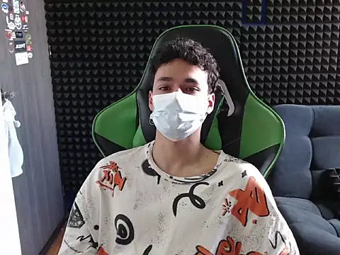 Curly Angel24 online show from December 17, 2025, 3:07 pm