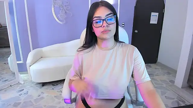 martinasaez online show from January 23, 2025, 7:29 pm