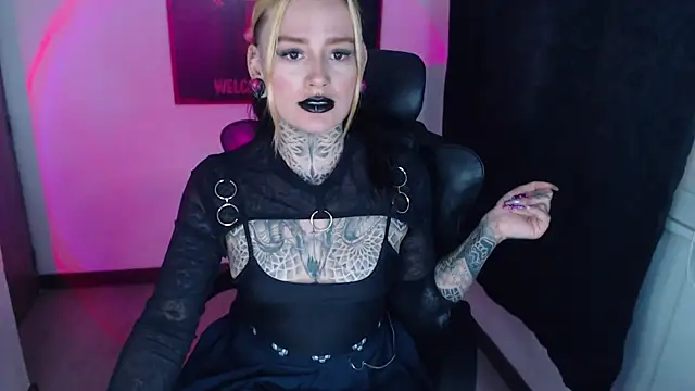 Anaii Gomez online show from January 13, 2025, 8:04 pm