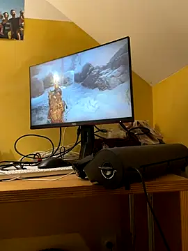 la chiennete online show from September 22, 2025, 9:28 pm