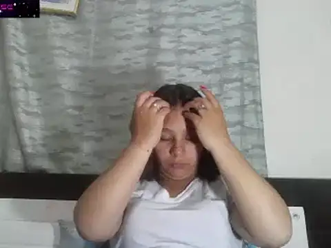 Charis 21 online show from December 5, 2024, 1:36 am