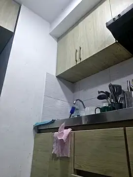 angela  98 online show from December 15, 2025, 11:14 am