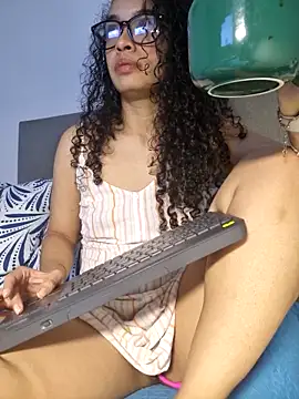 angela  98 online show from April 4, 2026, 11:40 am