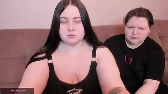 Snapshot of ihaveasecret_ chatting on January 18, 2025, 12:15 pm ihaveasecret online show from January 18, 2025, 12:15 pm