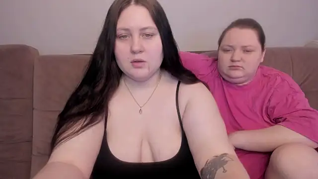 ihaveasecret  online show from February 15, 2026, 7:10 pm