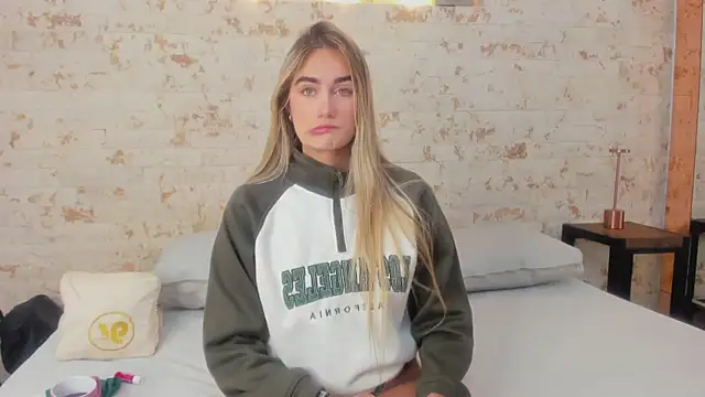 maryy campbell  online show from February 25, 2026, 10:58 am