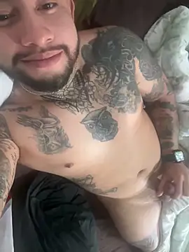 Snapshot of turellenito chatting on March 27, 2026, 4:29 pm turellenito online show from March 27, 2026, 4:29 pm