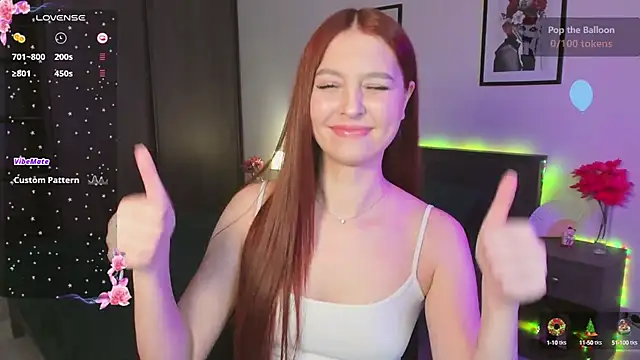 EleanorePeach online show from February 5, 2025, 12:49 pm