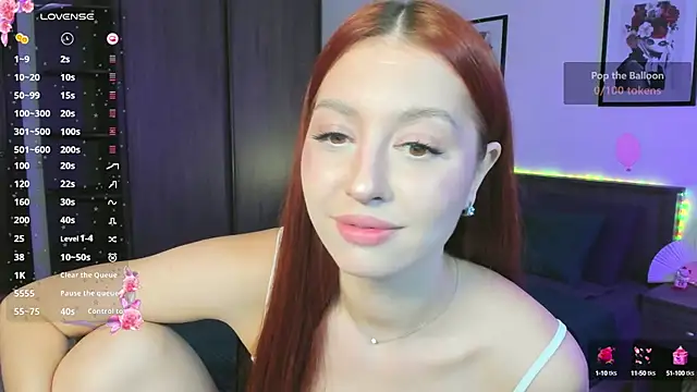 EleanorePeach online show from October 13, 2025, 12:38 pm