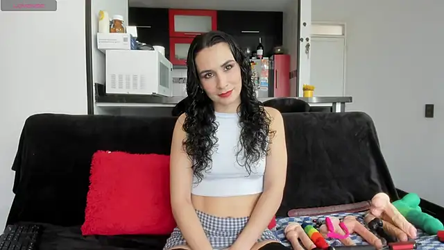Snapshot of Layla_Sia chatting on May 13, 2026, 3:31 pm Layla Sia online show from May 13, 2026, 3:31 pm