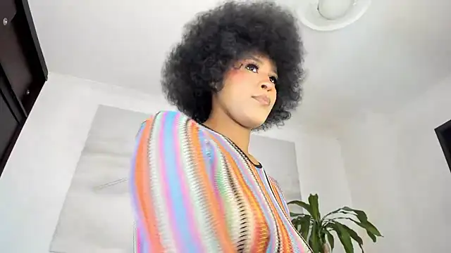 Snapshot of Apotheosis01 chatting on November 22, 2025, 1:43 pm Apotheosis01 online show from November 22, 2025, 1:43 pm