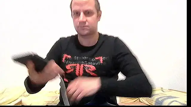 Snapshot of popperspair chatting on February 23, 2026, 9:23 pm popperspair online show from February 23, 2026, 9:23 pm