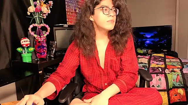 Snapshot of ShinyCherub chatting on February 27, 2025, 8:28 am ShinyCherub online show from February 27, 2025, 8:28 am