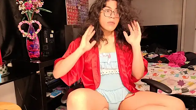 Snapshot of ShinyCherub chatting on March 16, 2025, 10:55 am ShinyCherub online show from March 16, 2025, 10:55 am