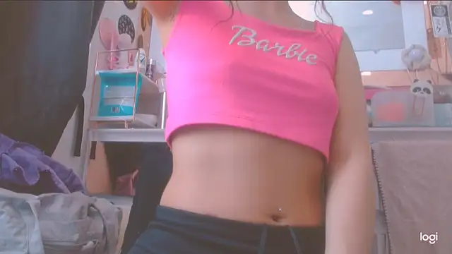 MYFAVOURITESTRAGER online show from April 22, 2026, 1:45 pm