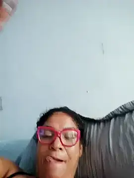 Delicy1 online show from January 12, 2025, 1:58 pm