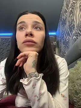 Queen of pain online show from March 3, 2026, 8:09 am