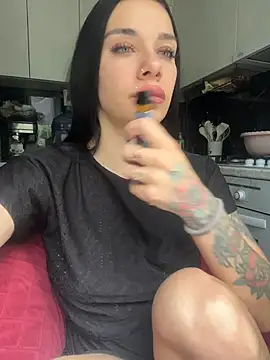 Queen of pain online show from July 25, 2026, 7:17 am