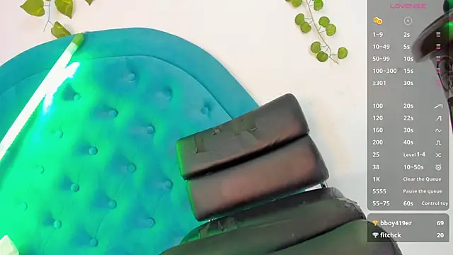 BunnyHotsx online show from December 22, 2024, 5:53 pm