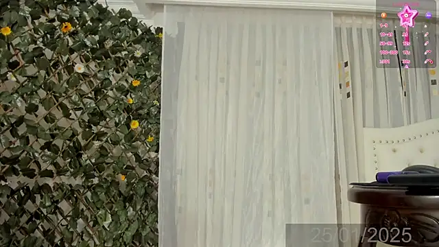 BunnyHotsx online show from January 27, 2025, 1:05 am