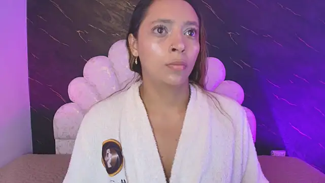  MiaBrown  online show from May 20, 2026, 12:00 pm