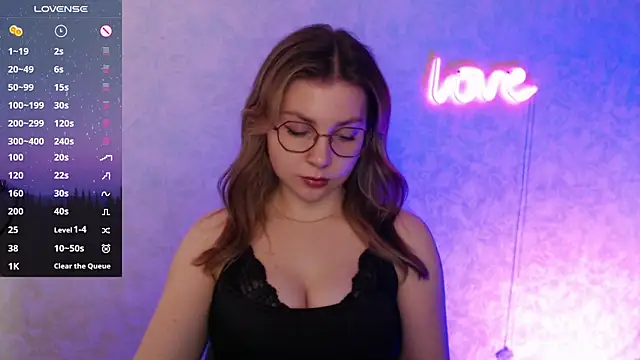 Leah Reed online show from February 25, 2025, 9:31 am