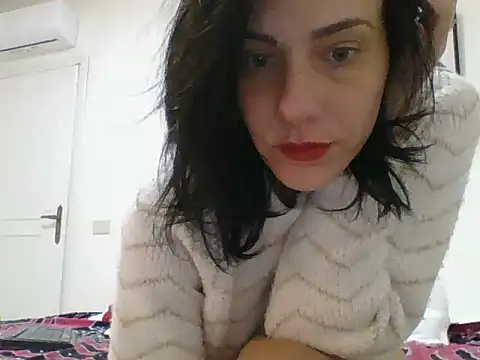 Emyly83 online show from December 8, 2024, 8:15 pm