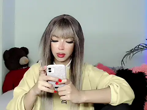 Tanedra collings online show from December 11, 2024, 4:49 am