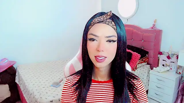 Tanedra collings online show from October 9, 2025, 3:48 am