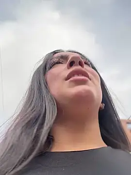 Snapshot of Nicollemays chatting on February 7, 2025, 12:06 pm Nicollemays online show from February 7, 2025, 12:06 pm