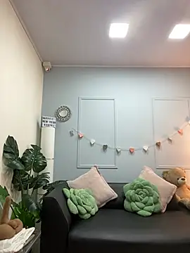 Snapshot of Nicollemays chatting on February 17, 2025, 12:05 pm Nicollemays online show from February 17, 2025, 12:05 pm