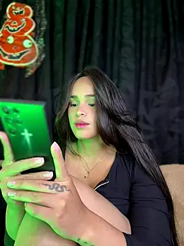 Snapshot of Merloth chatting on October 24, 2025, 5:04 am Merloth online show from October 24, 2025, 5:04 am