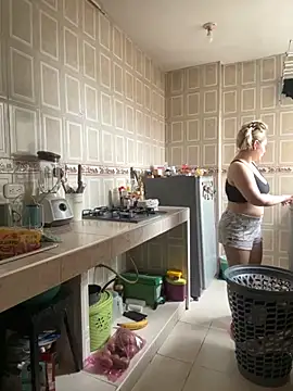 Celestedubois online show from October 30, 2025, 4:52 pm