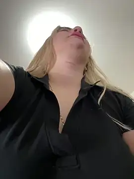 Snapshot of Celestedubois chatting on June 21, 2026, 12:13 am Celestedubois online show from June 21, 2026, 12:13 am