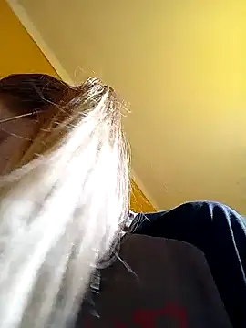  Sweet Love  online show from February 19, 2025, 3:05 pm