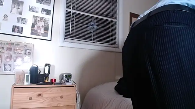 hottottrot691 online show from January 12, 2026, 1:00 am