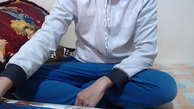 Snapshot of Alexdelarge323 chatting on February 24, 2026, 1:20 pm Alexdelarge323 online show from February 24, 2026, 1:20 pm