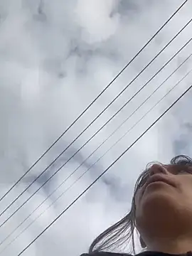 Tiffanysurez  online show from March 5, 2025, 1:06 pm