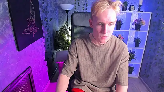 Snapshot of AlexxSweet chatting on December 7, 2024, 4:42 am AlexxSweet online show from December 7, 2024, 4:42 am