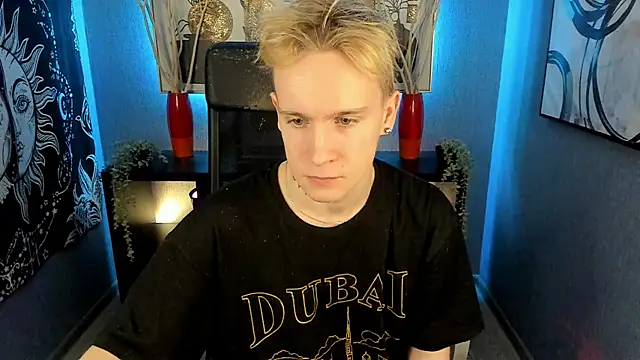 Snapshot of AlexxSweet chatting on December 18, 2024, 7:47 am AlexxSweet online show from December 18, 2024, 7:47 am