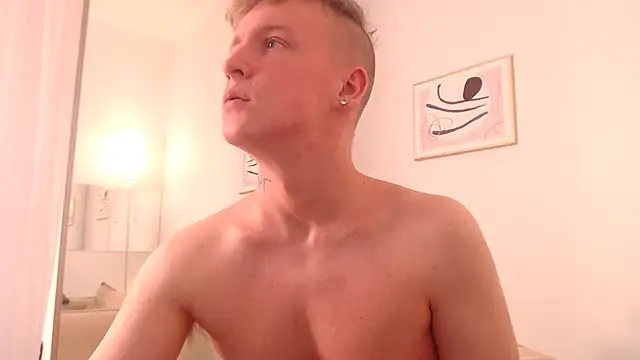 Snapshot of AlexxSweet chatting on May 9, 2026, 6:51 am AlexxSweet online show from May 9, 2026, 6:51 am