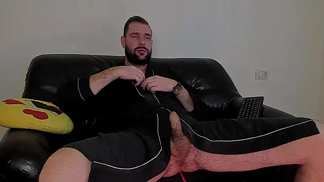 KingMalcom online show from November 26, 2025, 11:44 am