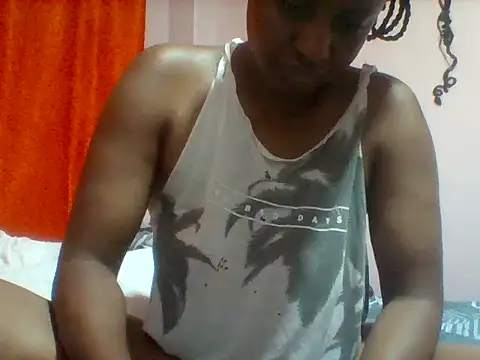 Cute Lopez online show from December 13, 2025, 8:25 pm