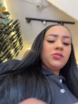 Luisa Fernandaa online show from July 26, 2026, 4:14 pm